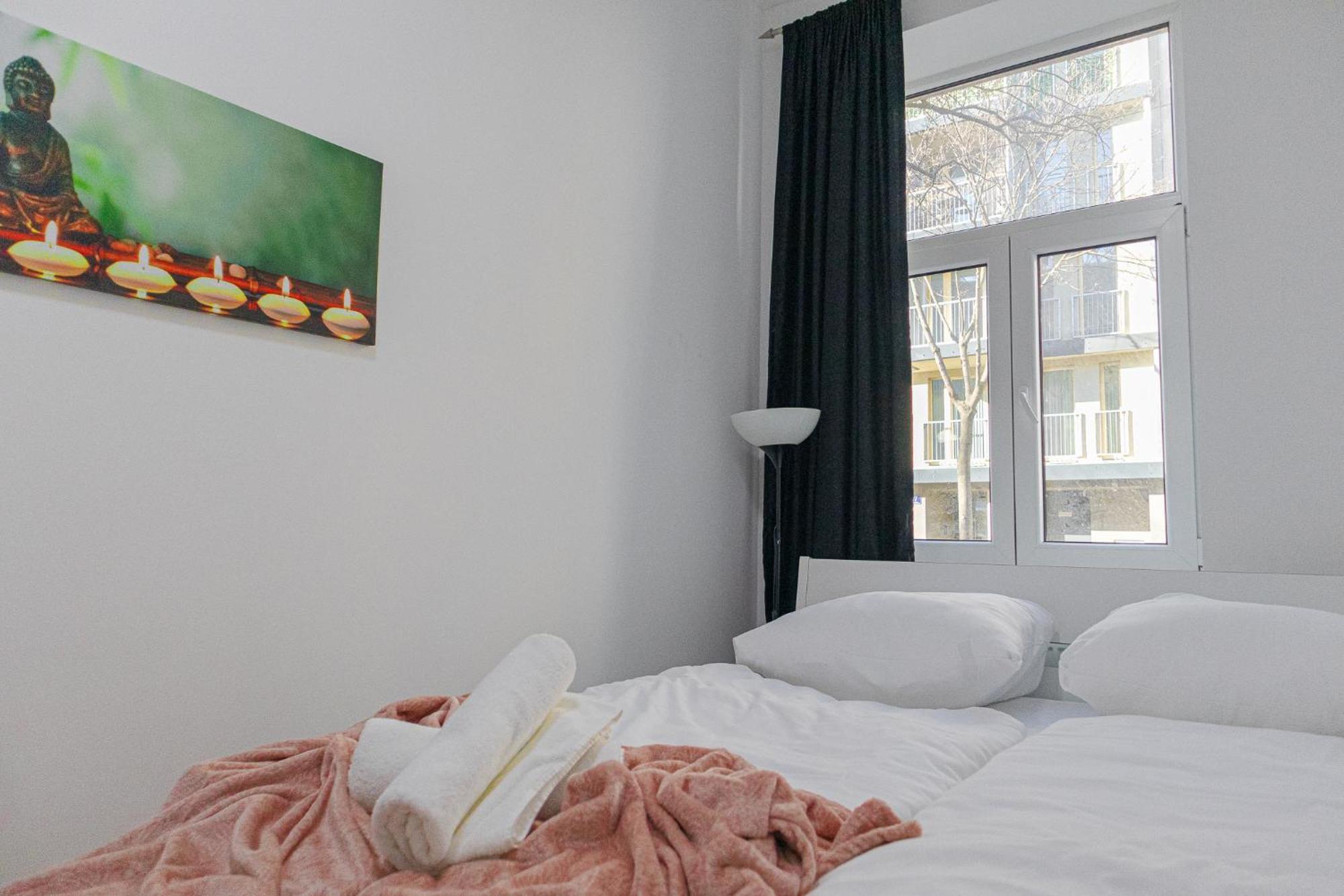 Affordable 5-Br Shared Apartment / Enkplatz U3 Getaway Відень Екстер'єр фото